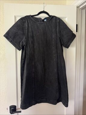 old navy black denim dress | Dresses | Old Navy Dark Blue material:slinky Zara Asymmetrical Black Lace Color:Navy/Gunmetal Print* Crafted from comfortable denim